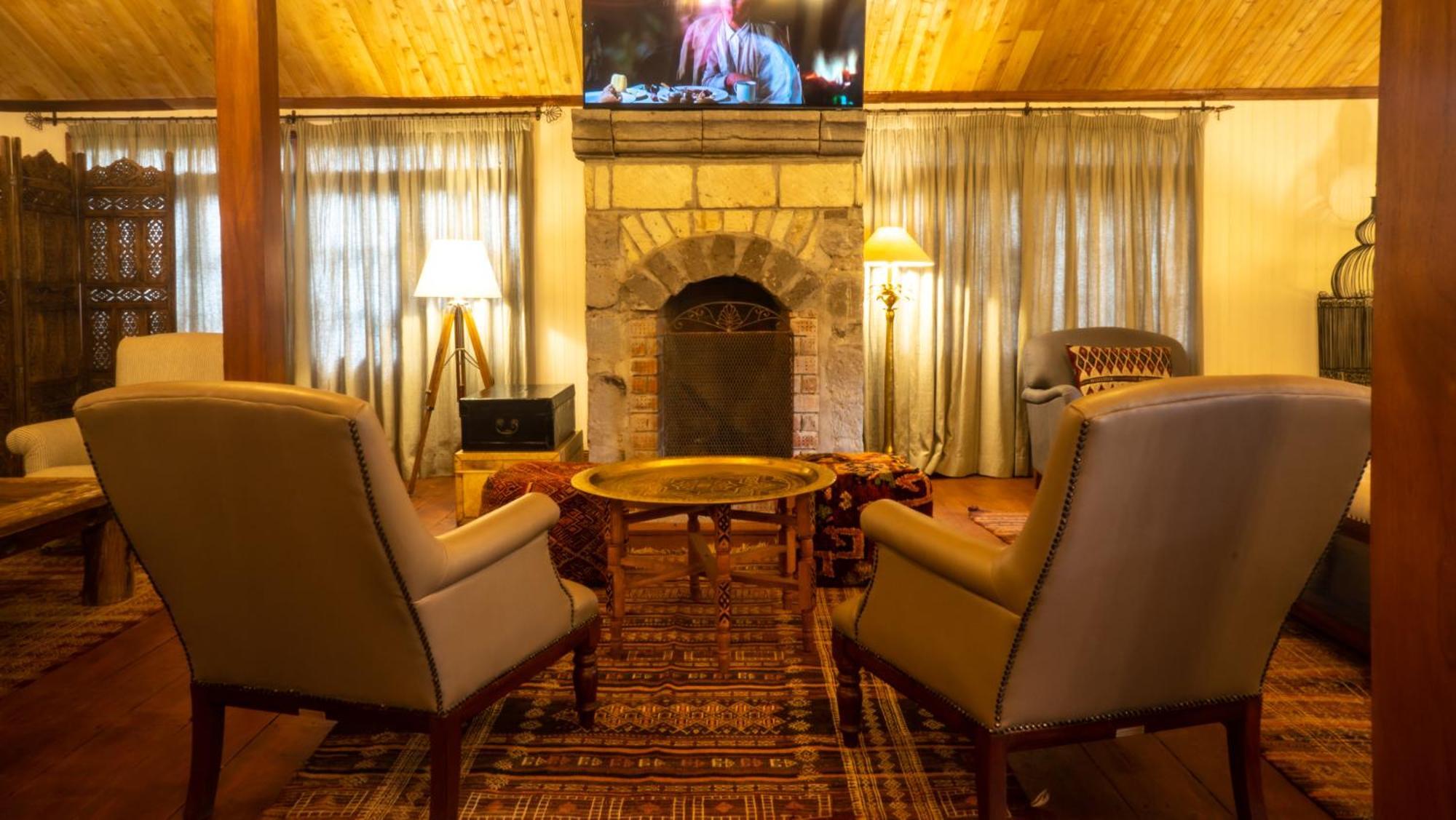 Karen Blixen Coffee Garden & Cottages ナイロビ エクステリア 写真