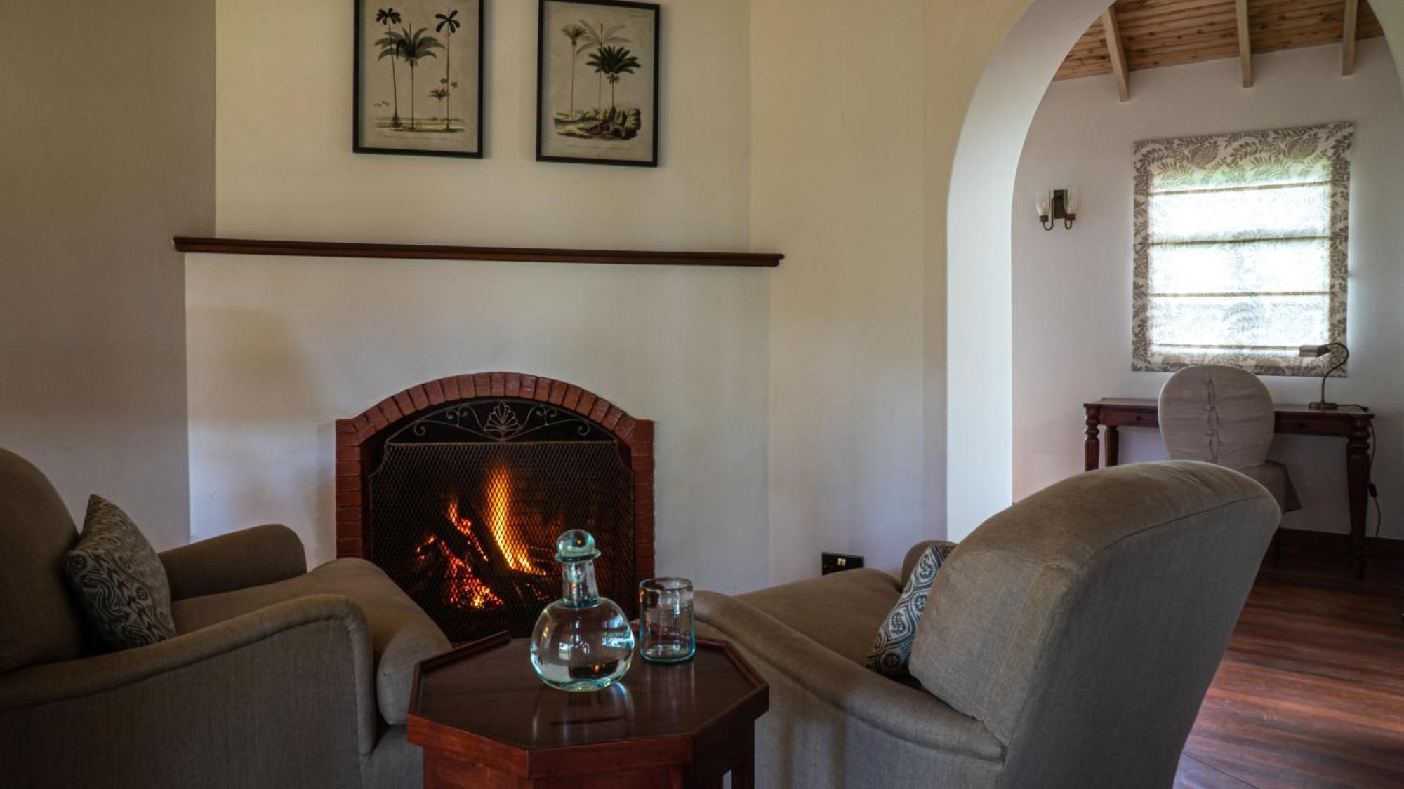 Karen Blixen Coffee Garden & Cottages ナイロビ エクステリア 写真
