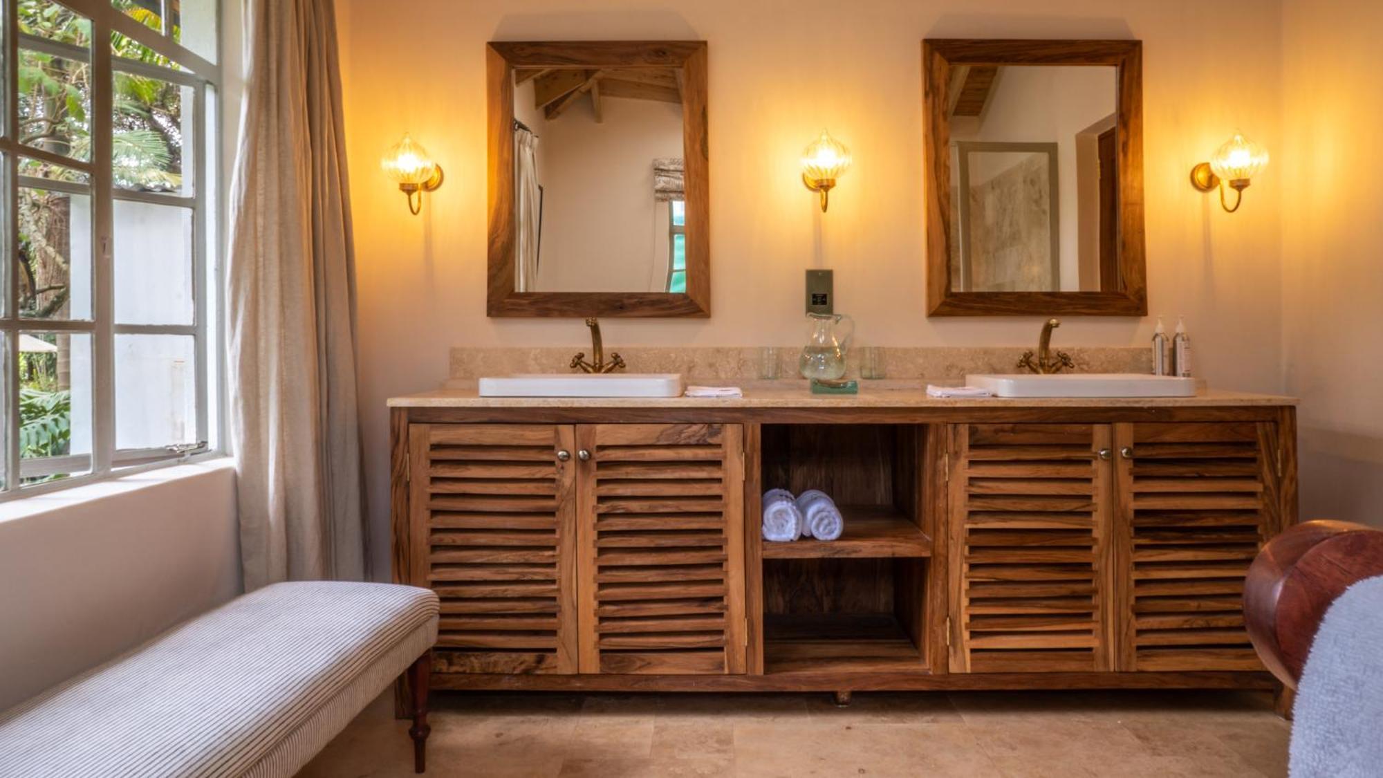 Karen Blixen Coffee Garden & Cottages ナイロビ エクステリア 写真