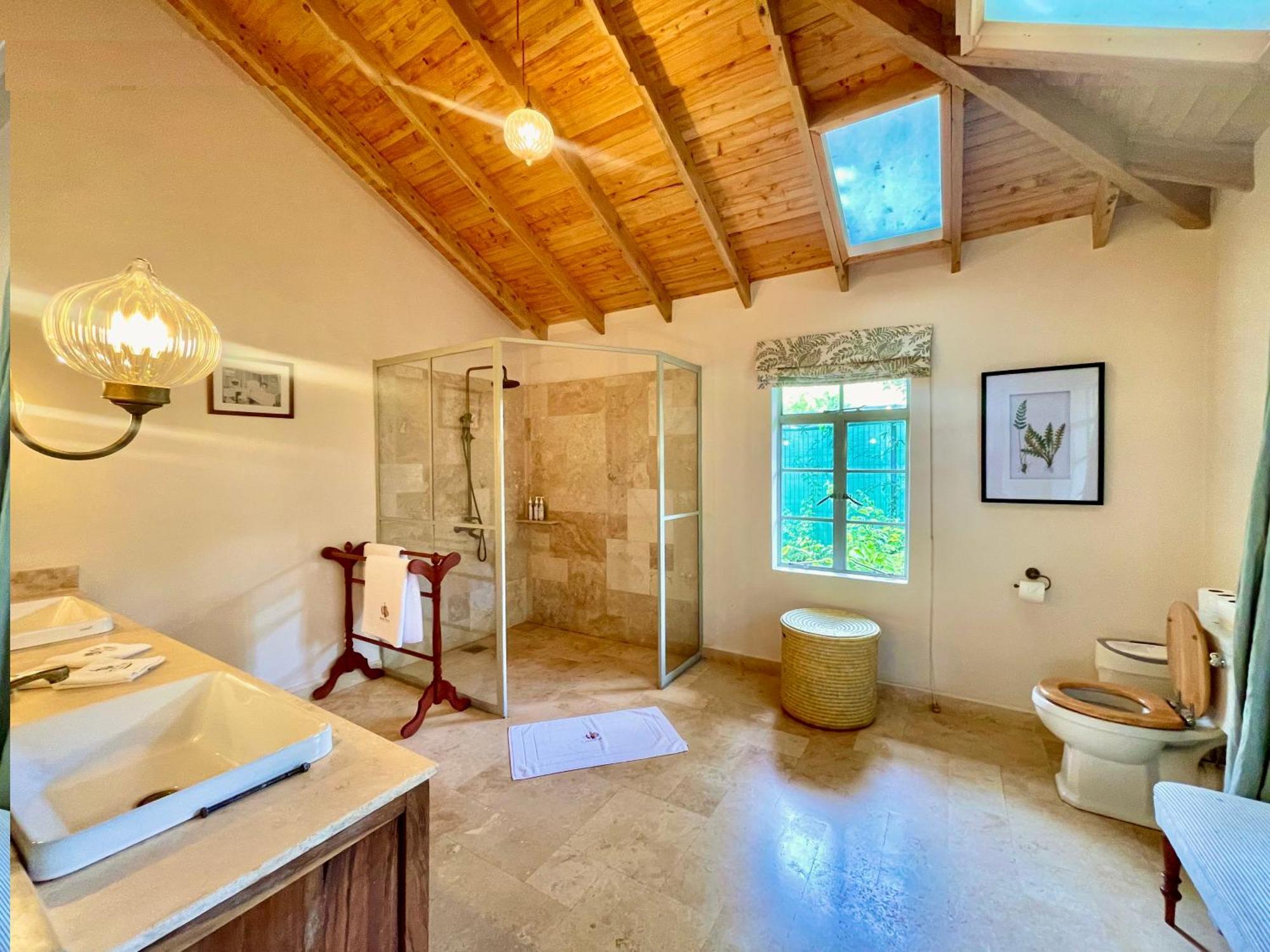 Karen Blixen Coffee Garden & Cottages ナイロビ エクステリア 写真