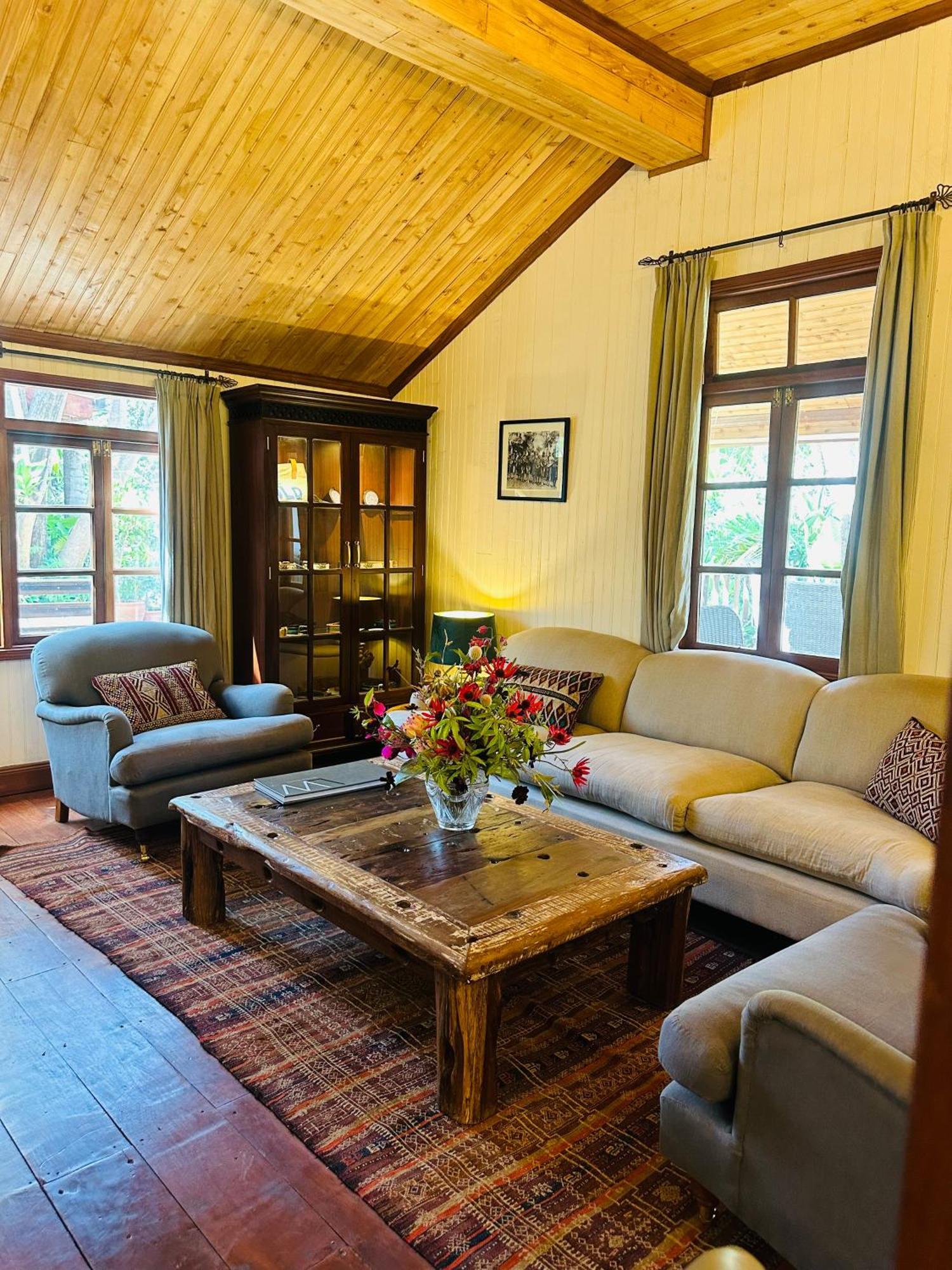 Karen Blixen Coffee Garden & Cottages ナイロビ エクステリア 写真
