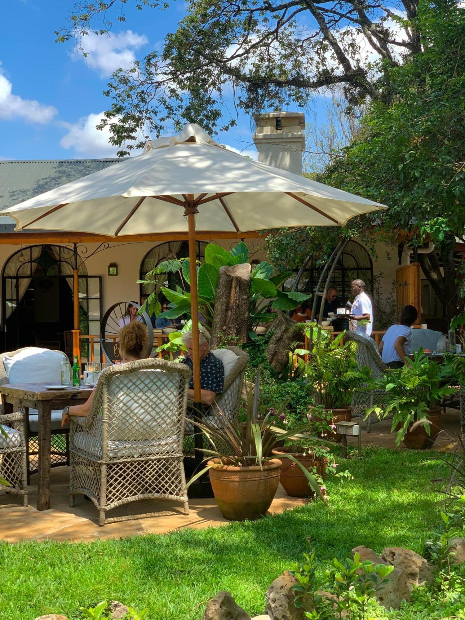 Karen Blixen Coffee Garden & Cottages ナイロビ エクステリア 写真